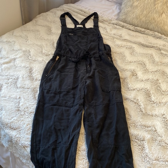 Wilfred Aritzia Black Overalls - Picture 5 of 5